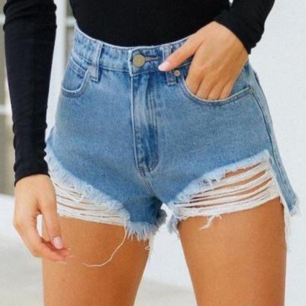 ABRAND A High Relaxed Denim Cutoff Jean Shorts - Picture 10 of 10